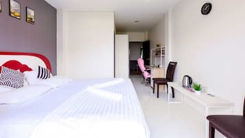 1 bedroom, iron/ironing board, WiFi, bed sheets