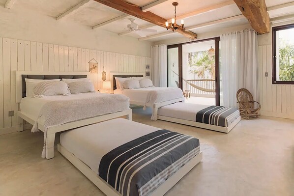 5 bedrooms, free WiFi, bed sheets