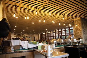 Restaurant - Mountain Gorilla View Lodge (Ruhengeri)