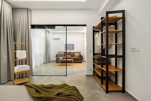 Interior - Soultani 12 Sleek Stay by Harmony HomesAway (Athina)