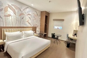 Ảnh chưa phân loại, 5 trong số 28 ảnh, nút