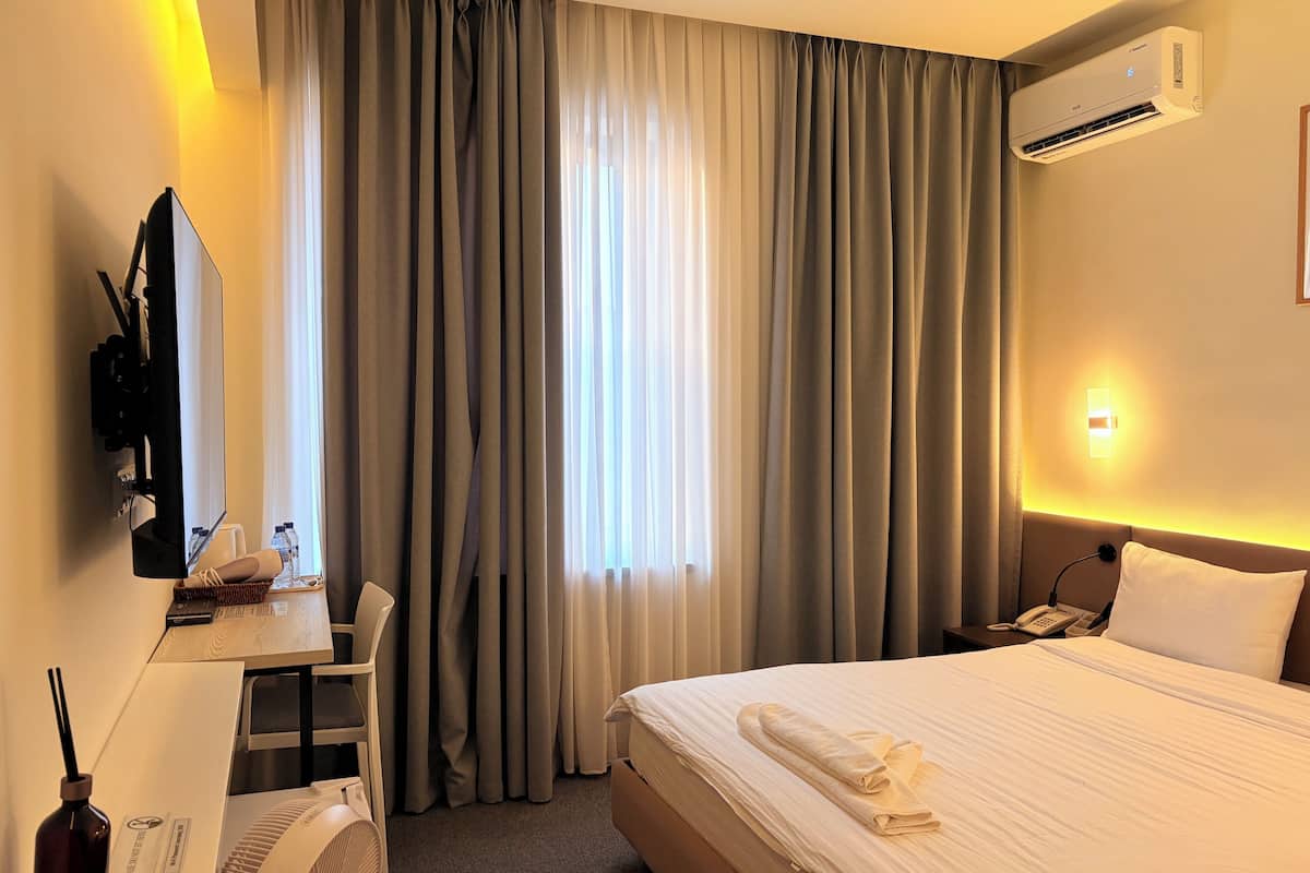 Single Room | Free WiFi