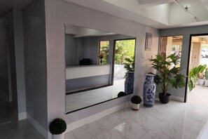 Interior - RedDoorz @ Pilgrims Hotel (Pagadian)
