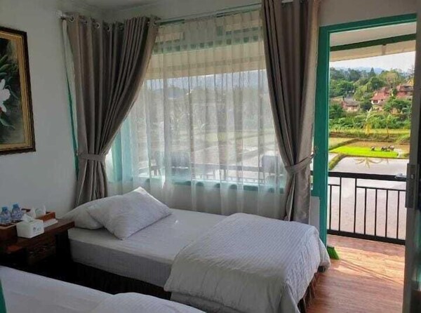 Jatimas Hijau Hotel & Villa - Cisarua