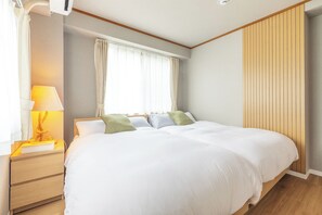 8 bedrooms, iron/ironing board, free WiFi, bed sheets