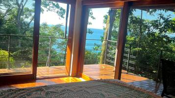 3 chambres, fer et planche à repasser, accès Internet, draps fournis