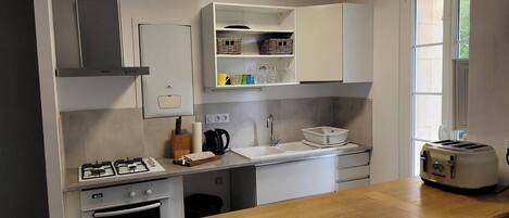 雪櫃、焗爐、爐具、咖啡機/沖茶器