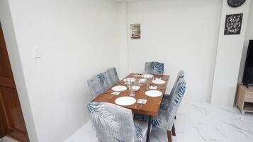 Dineren