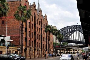 Unclassified image, 3 of 13, button - Darling Harbour 2BR Retreat with Spacious Balcony (Sydney)