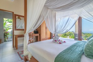 Villa Deluxe - havsutsikt | Värdeförvaringsskåp på rummet, skrivbord och gratis wi-fi