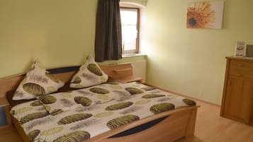 2 Schlafzimmer, Bügeleisen/Bügelbrett, Internetzugang, Bettwäsche