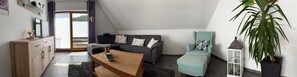 Televisión y chimenea
