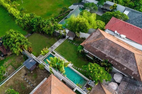 Unclassified image, 1 of 30, button - Villa Isolotto by BaliSuperHost (Bali)