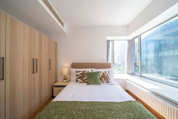 Superior Apartment, 3 Bedrooms, Balcony, City View | Iron/ironing board, free WiFi