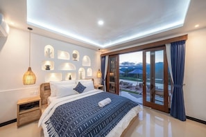 Suite, Mountain View | Free WiFi, bed sheets
