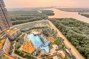 View from property - Gold Coast PIK Apartments by HostJess (North Jakarta)