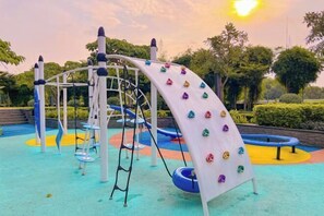 Children’s area - Gold Coast PIK Apartments by HostJess (North Jakarta)