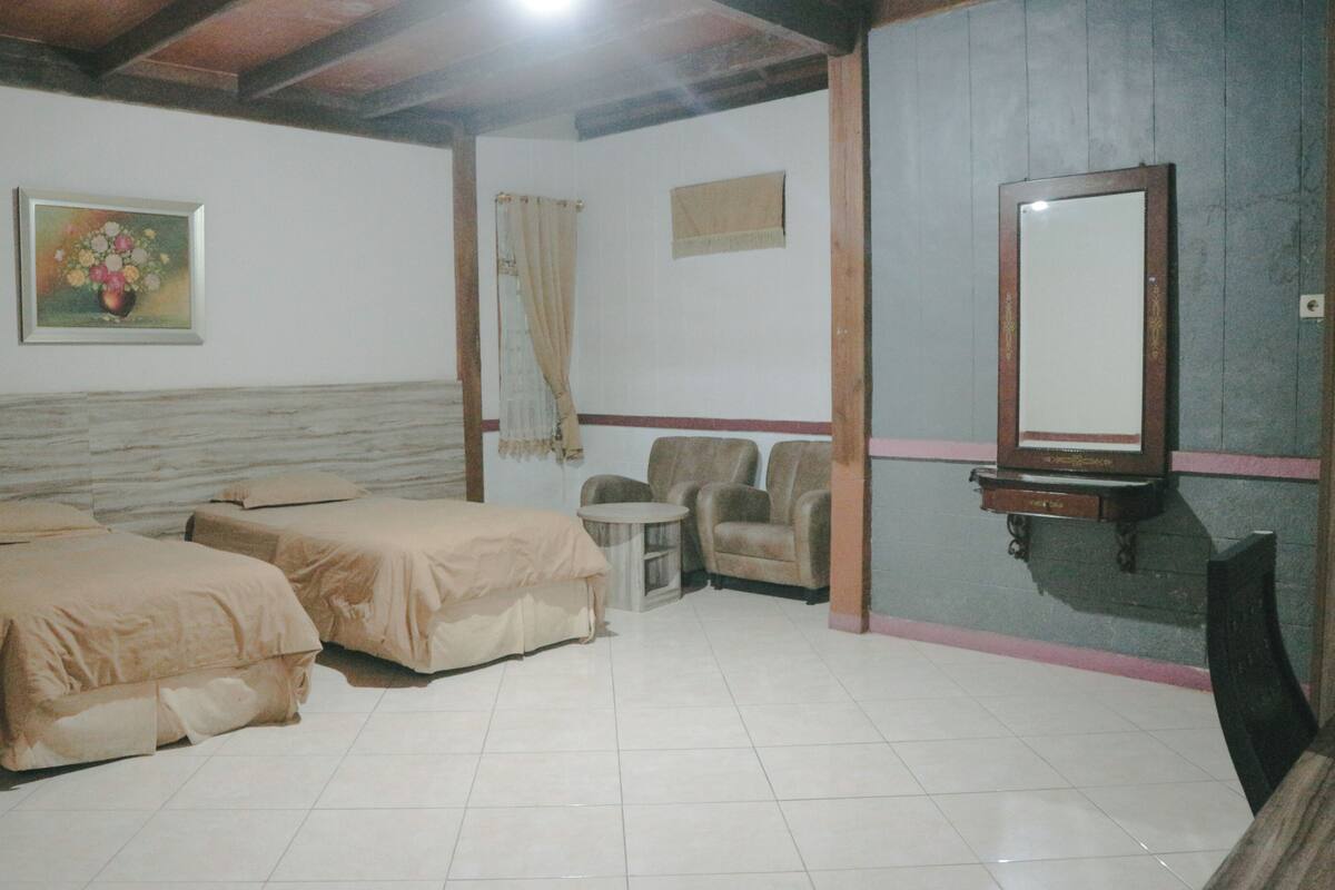 Villa, 6 Bedrooms | Free WiFi
