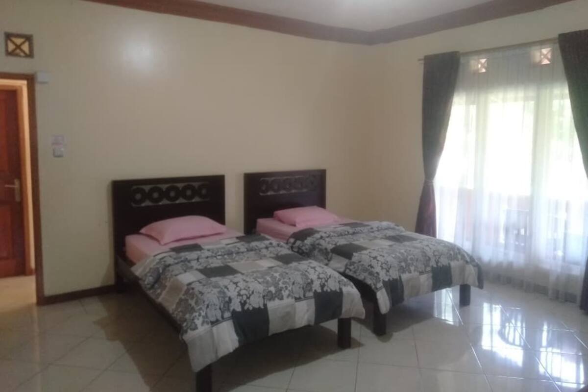 Standard Room | Free WiFi