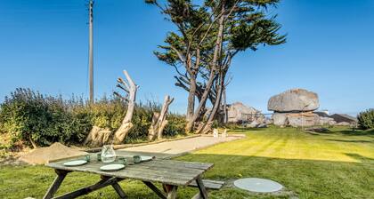 Holiday Home Stoubenn with Sea View and Private Garden
