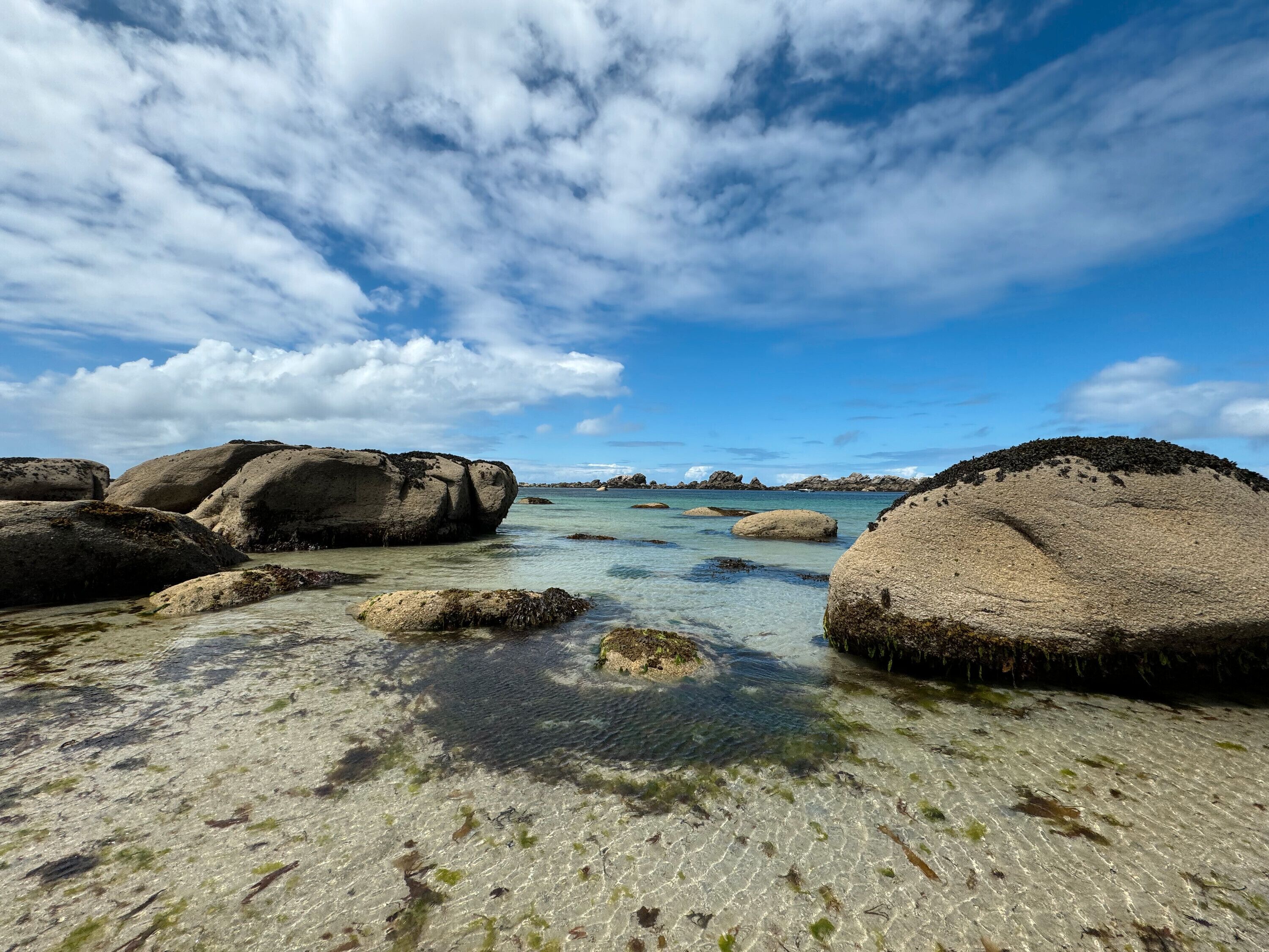 Una spiaggia nelle vicinanze