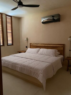 Deluxe Condo | Hypo-allergenic bedding, down comforters, Select Comfort beds - Punta Morelos (Brisas de Zicatela)
