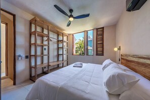 Exclusive Condo, 2 Bedrooms, Balcony, Bay View | Hypo-allergenic bedding, down comforters, Select Comfort beds - Punta Morelos (Brisas de Zicatela)
