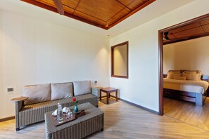 Family Room, Pool View | Pillowtop beds, minibar, in-room safe, blackout drapes