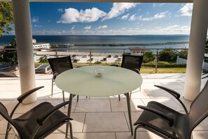 Outdoor dining - One-bedroom apartment (Sassnitz auf Rügen)