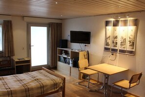 1 chambre, Wi-Fi gratuit, draps fournis