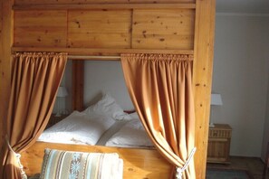 Iron/ironing board, Internet