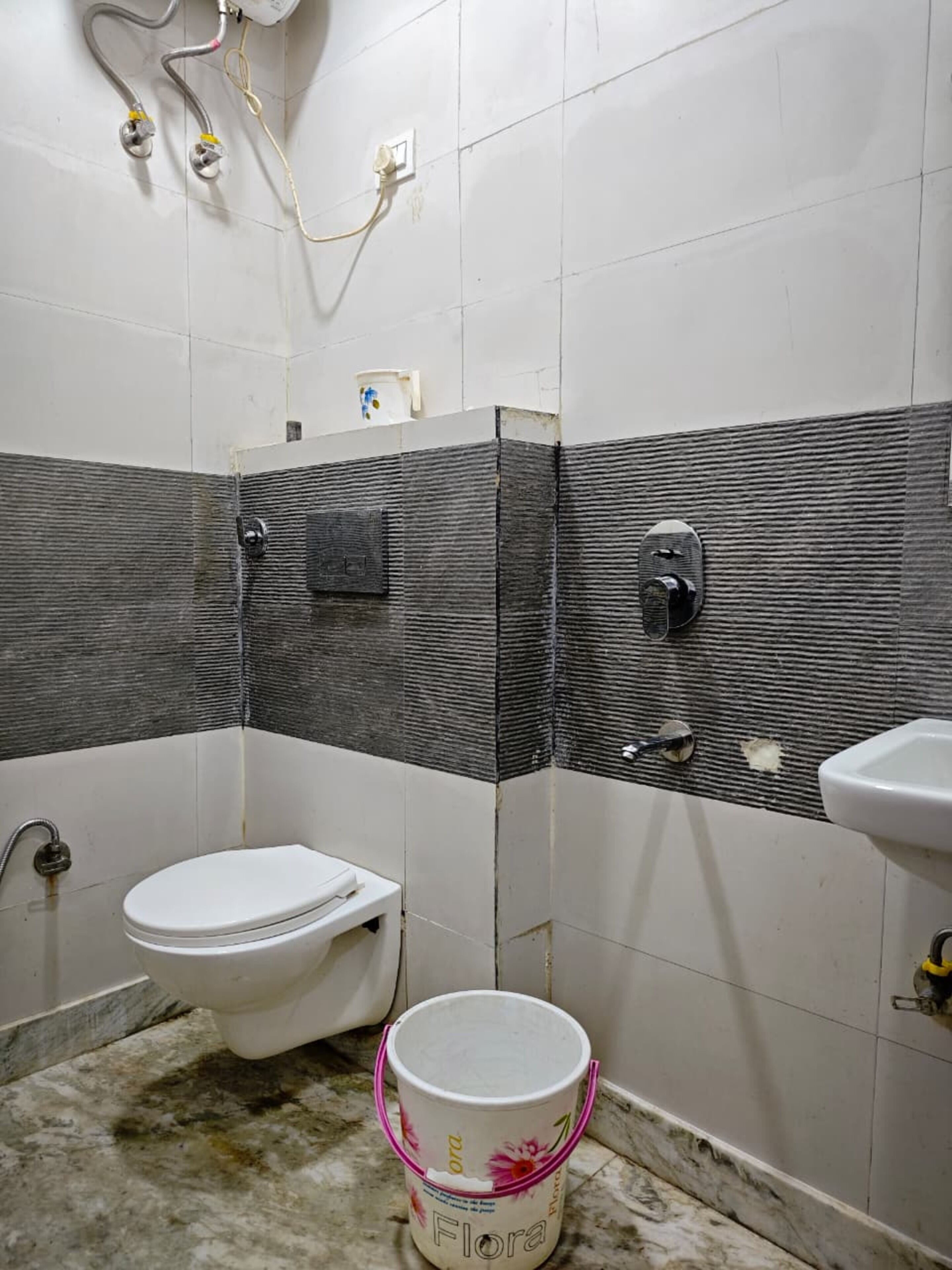 Habitació Deluxe | Bany | Dutxa, articles de tocador gratuïts, tovalloles i sabó 