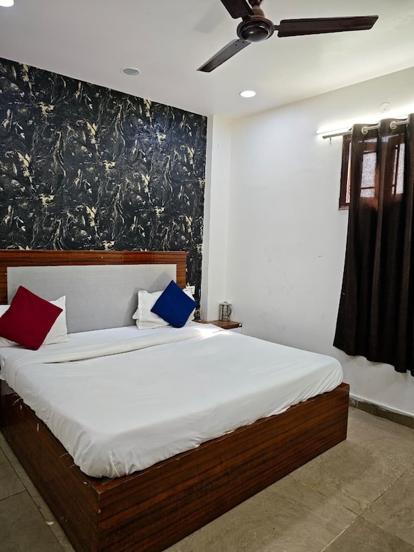 Deluxe kamer | Extra bedden (toeslag), gratis wifi, beddengoed