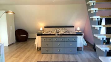 3 Schlafzimmer, Reisekinderbett, kostenloses WLAN, Bettwäsche