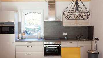 Kühlschrank, Herdplatte, Geschirrspüler