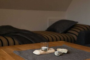 1 bedroom, Internet, bed sheets