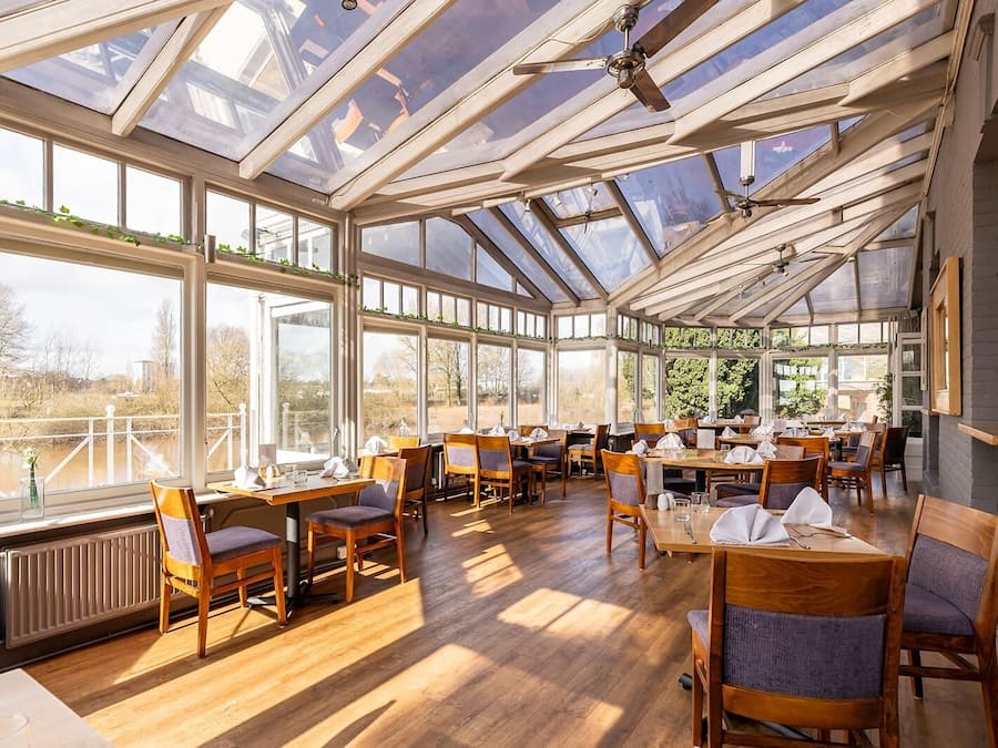 Lunch and dinner served, garden views