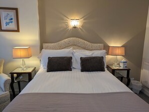 Family Suite | Laptop workspace, blackout drapes, free WiFi - Diglis House Hotel (Worcester)