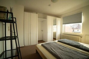 2 bedrooms, Internet, bed sheets