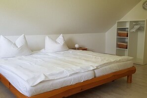 2 bedrooms, free WiFi