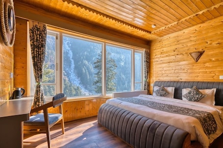 华丽双人房, 山景 | 办公桌、笔记本电脑工作区、隔音、免费 WiFi