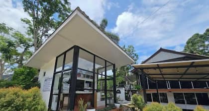 Nahm Khao Sok Hostel and Camping