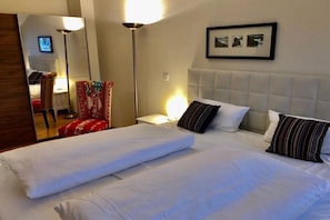 2 bedrooms, Internet, bed sheets