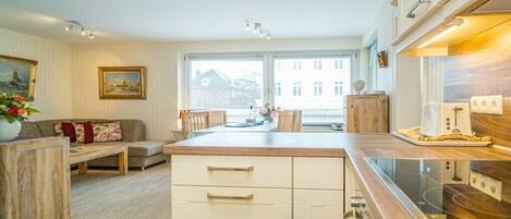 Oven, stovetop, dishwasher, coffee/tea maker