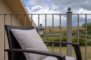 Exclusive-Doppelzimmer, Bergblick, Turm | Terrasse/Patio