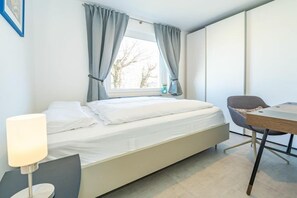2 Schlafzimmer, Bügeleisen/Bügelbrett, kostenloses WLAN