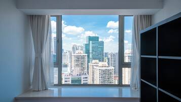 Superior Apartment, 3 Bedrooms, Kitchen, City View | View from room