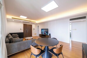 Superior Apartment, 3 Bedrooms, Kitchen, City View | Living room | Smart TV, fireplace - Tyms Family 3BR 2BA Apt Xujiahui Metro (Shanghai)
