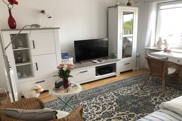 1 bedroom, Internet