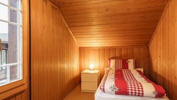 4 habitaciones, internet y ropa de cama